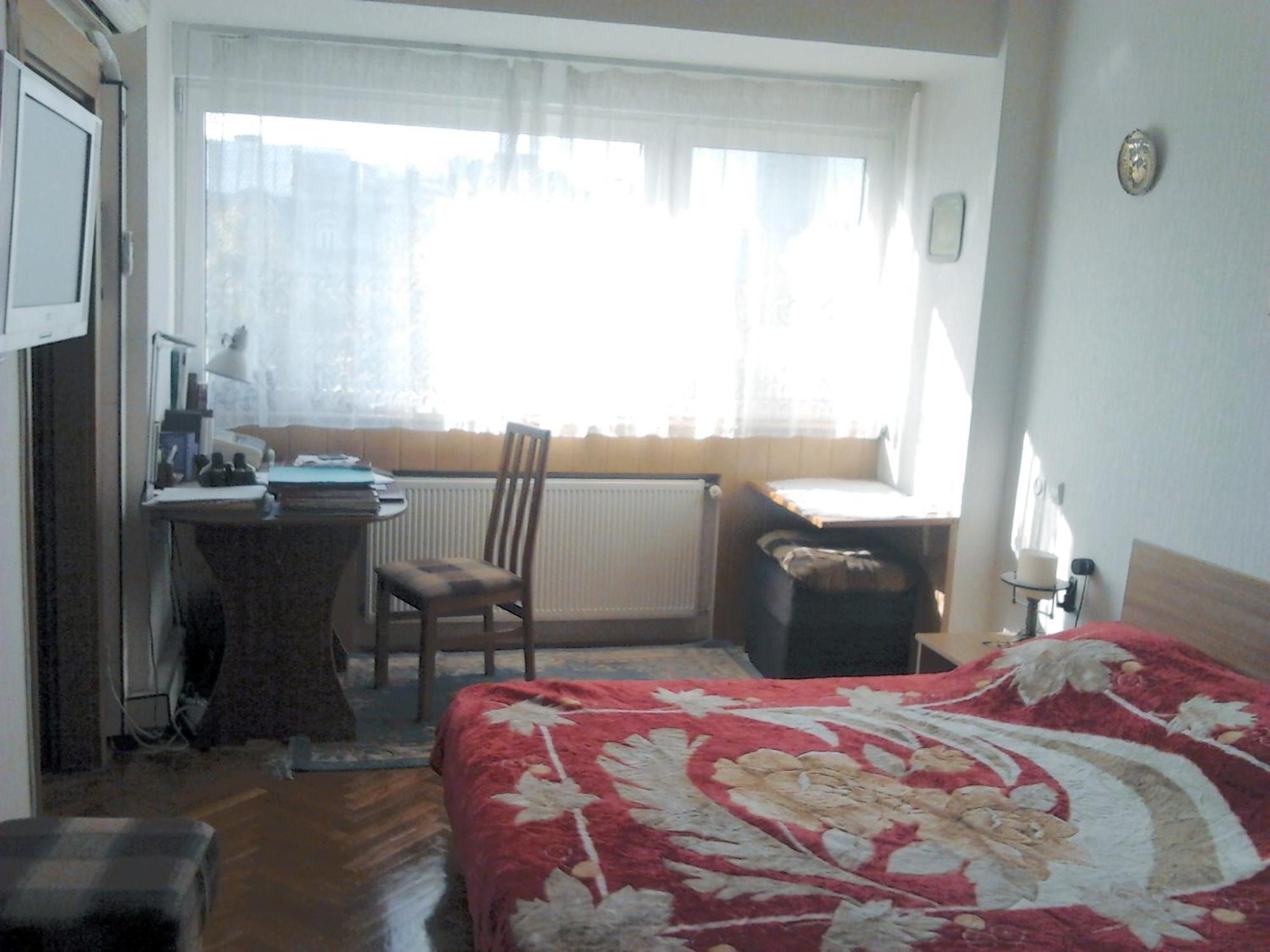Rompromo Plus Accommodation Bukares Bagian luar foto