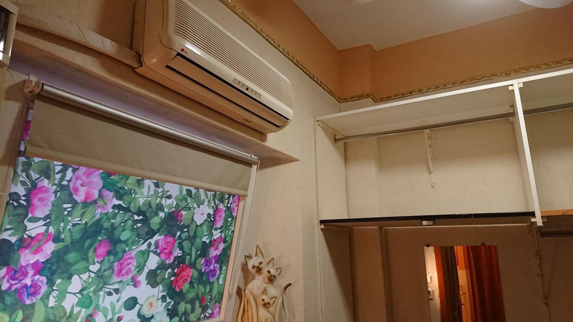 Rompromo Plus Accommodation Bukares Bagian luar foto